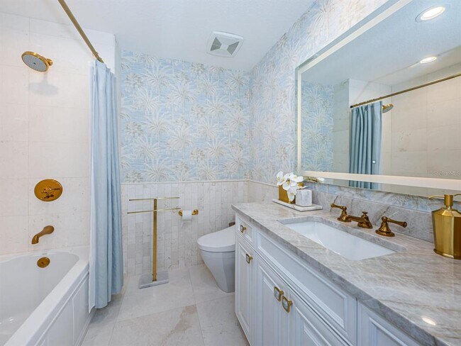 Building Photo - 11 Baymont St