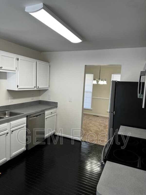 Building Photo - 11413 Silverleaf Ln