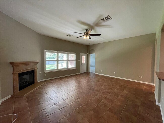 Building Photo - 111 S Gadwall Ln