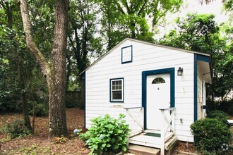 Building Photo - Park Circle Cottage