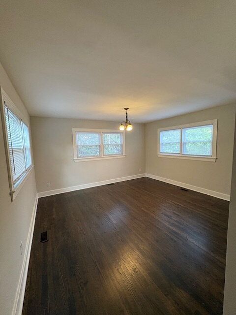 Building Photo - 101 Lakewood Dr