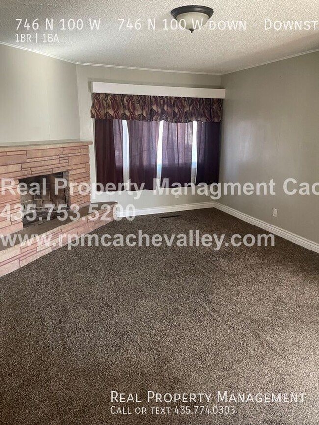 Building Photo - Great 1 bedroom unit coming available now!