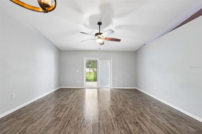 Building Photo - 3430 Arabesque Dr