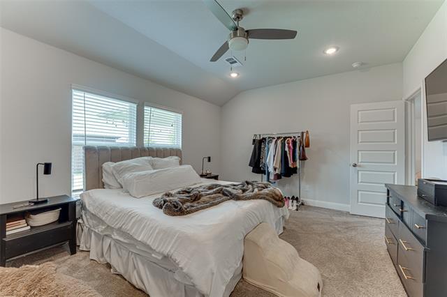Building Photo - 508 Vasant Dr