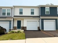 Building Photo - 60 Sophie Kathryn Dr