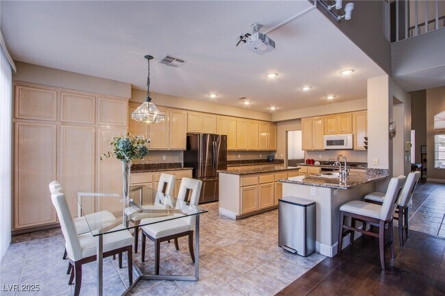 Building Photo - 3838 Erva St
