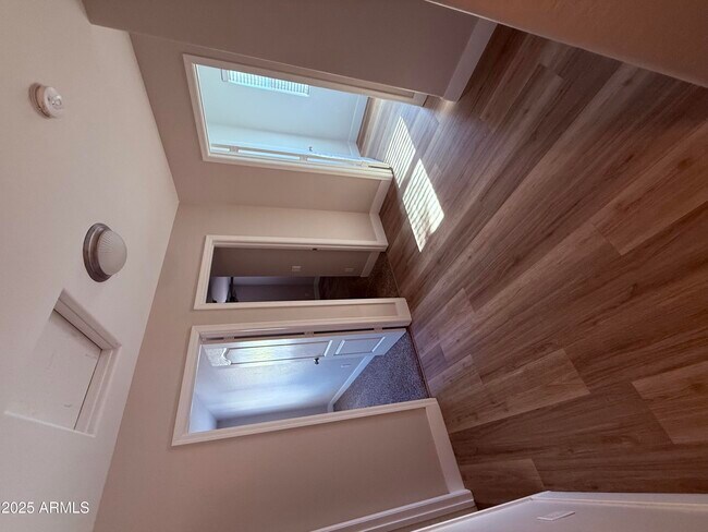 Building Photo - 1 N 88th Ave