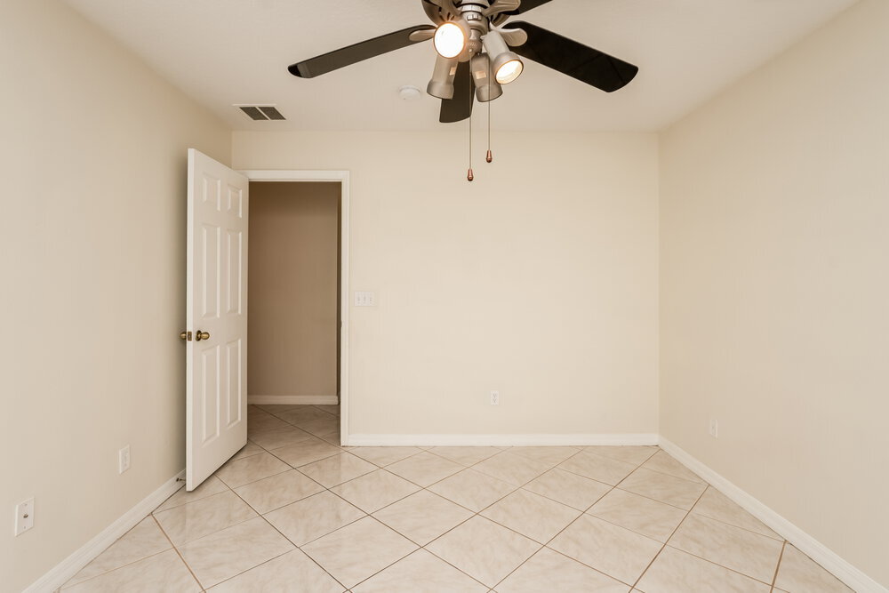 Building Photo - 621 Skyridge Rd