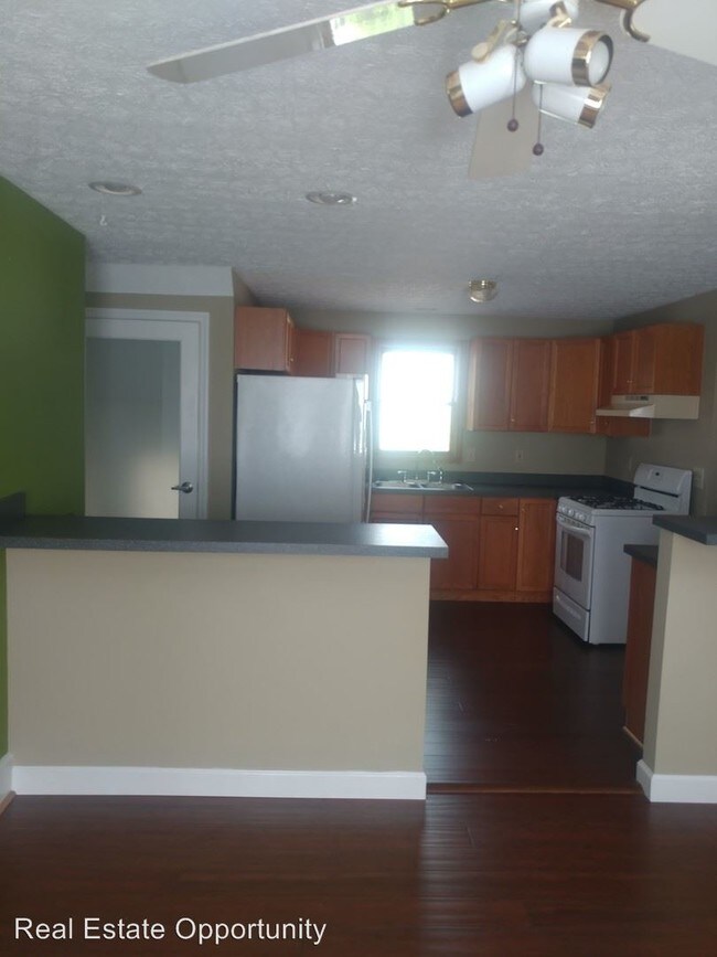 Building Photo - 2 br, 1.5 bath House - 1858 Harrisburg Pike