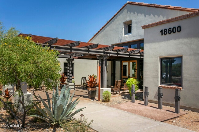 Building Photo - 18650 N Thompson Peak Pkwy