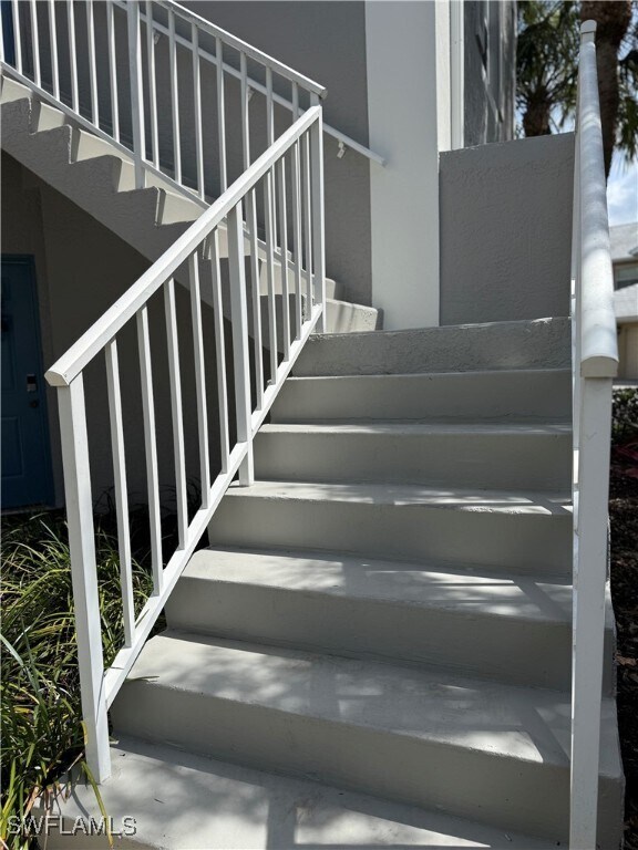 Building Photo - 12081 Summergate Cir