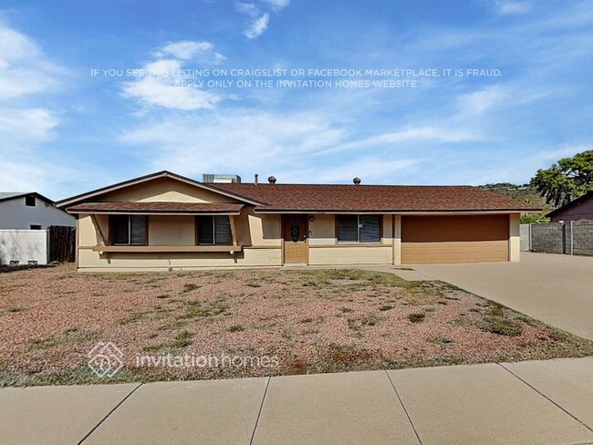 Building Photo - 1536 W Andorra Dr