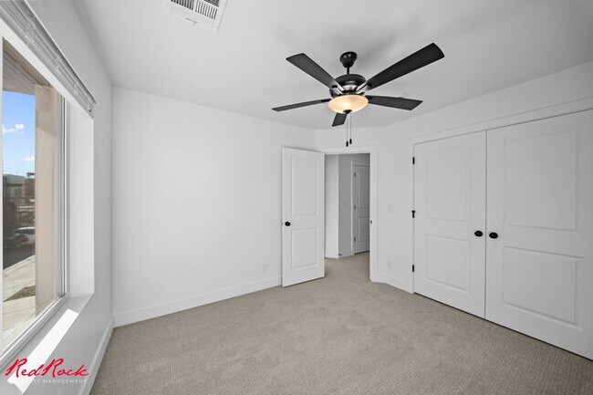 Building Photo - Brand New 3 Bedroom Townhome