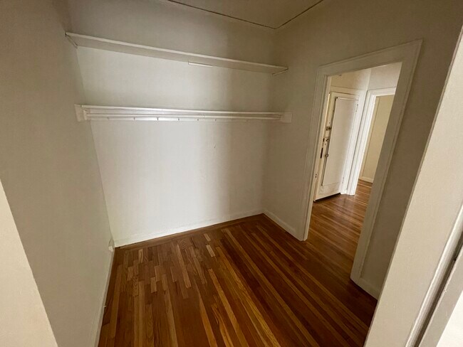 Building Photo - 251 Parnassus Ave