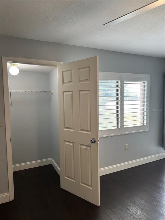 Building Photo - 106 Mary Dr