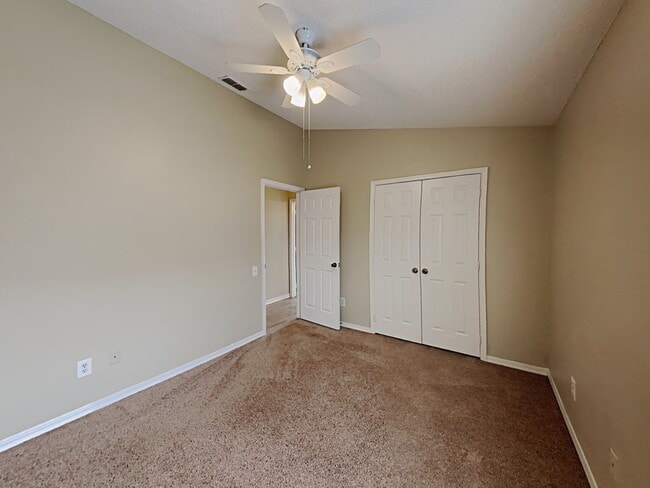 Building Photo - 1577 Bay Club Rd
