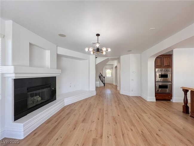 Building Photo - 599 Center Green Dr