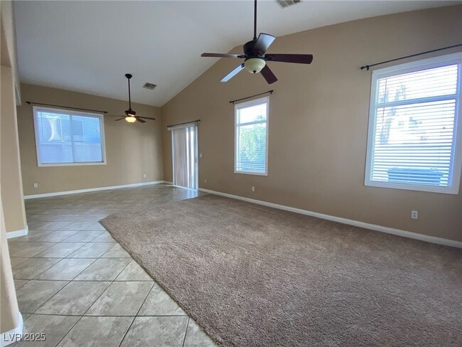 Building Photo - 4532 English Lavender Ave
