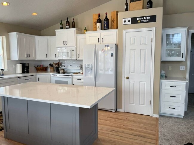 Building Photo - 4741 E Patio Spgs Cir