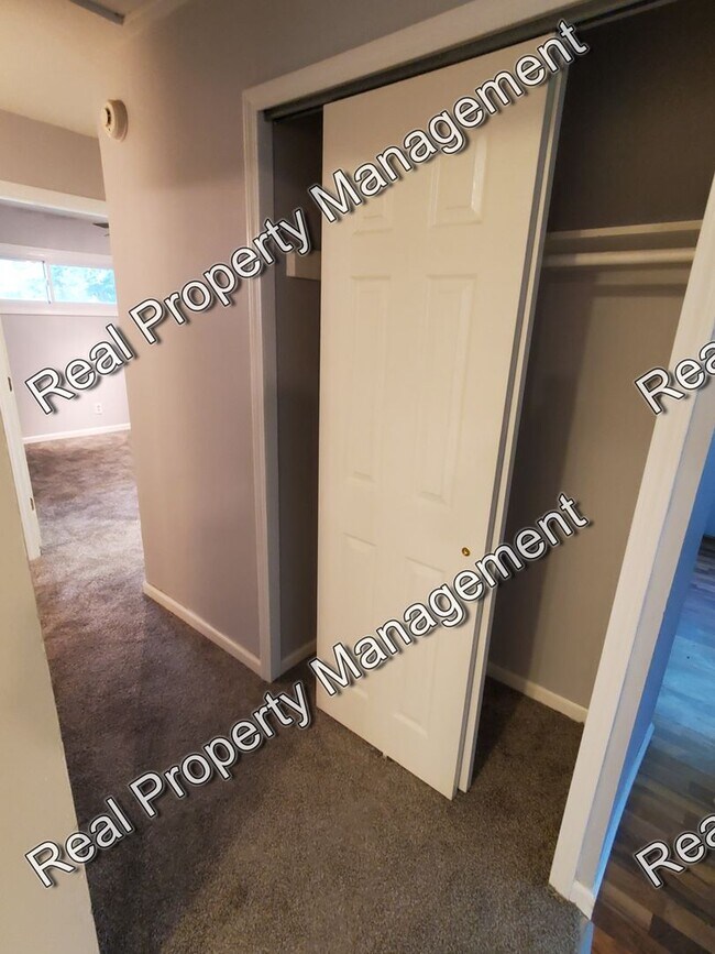 Building Photo - 3 Bedroom South Hammond Ranch