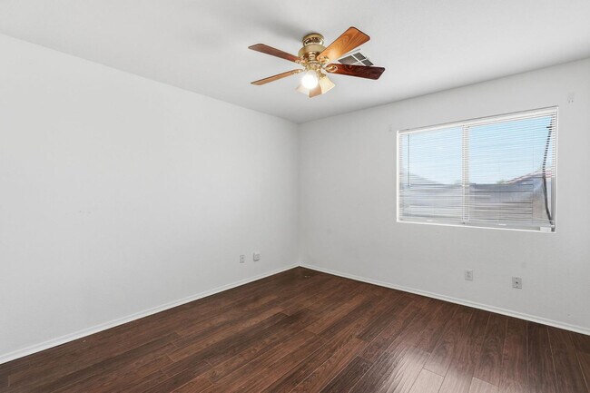 Building Photo - 15033 W Ventura St