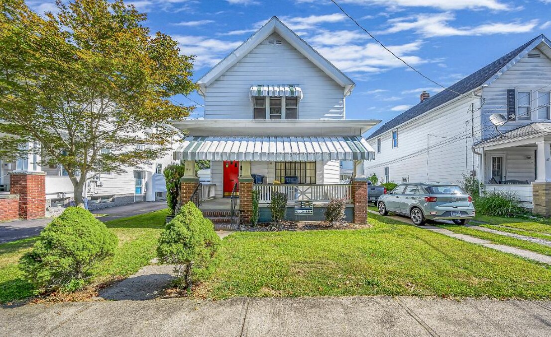 Building Photo - 99 Bedford St