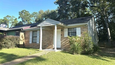 Building Photo - 3326 Thomas Butler Rd