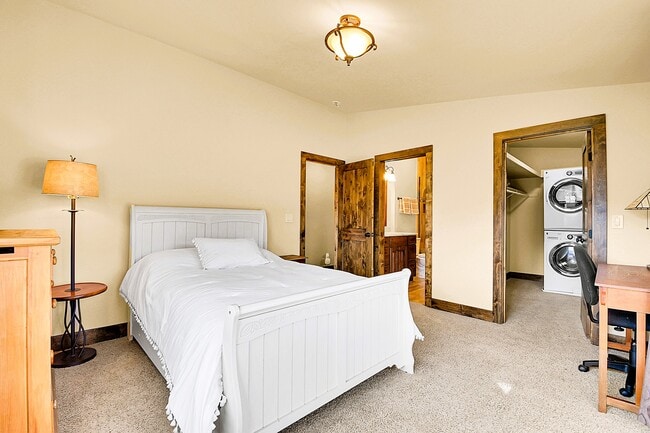 Building Photo - 9174 S Armadillo Trail
