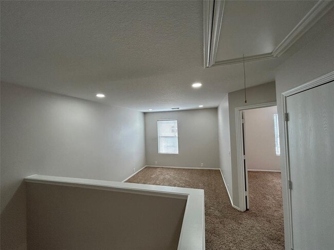 Building Photo - 16851 Pine Castle Dr