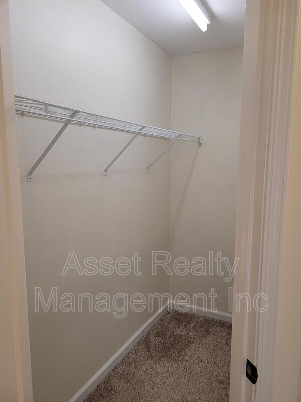 Building Photo - 7106 Anna Hulen Rd