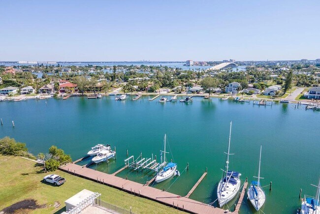 Building Photo - 3200 Gulf Blvd