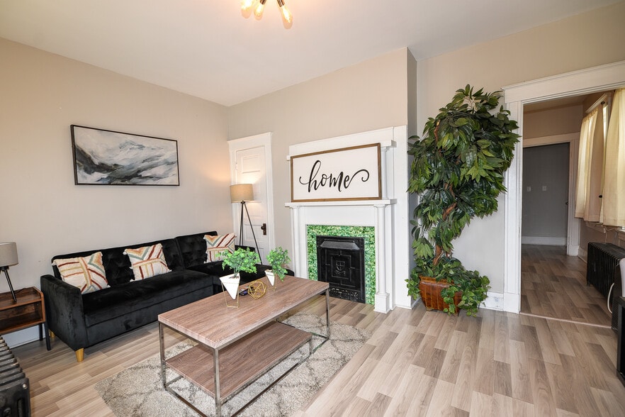 Living room - 2106 Pogue Ave