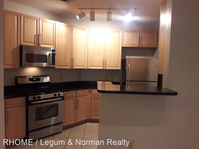 Building Photo - 1 br, 1 bath House - 1201 East West Hwy #110