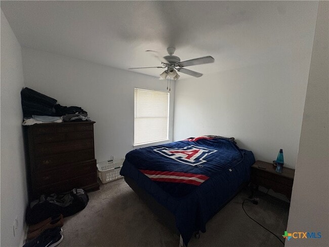 Building Photo - 1500 N Claremont Cir