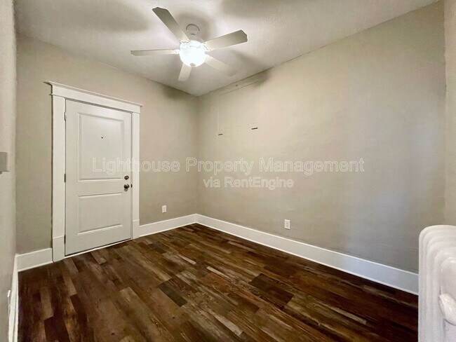 Building Photo - 1145 3rd St