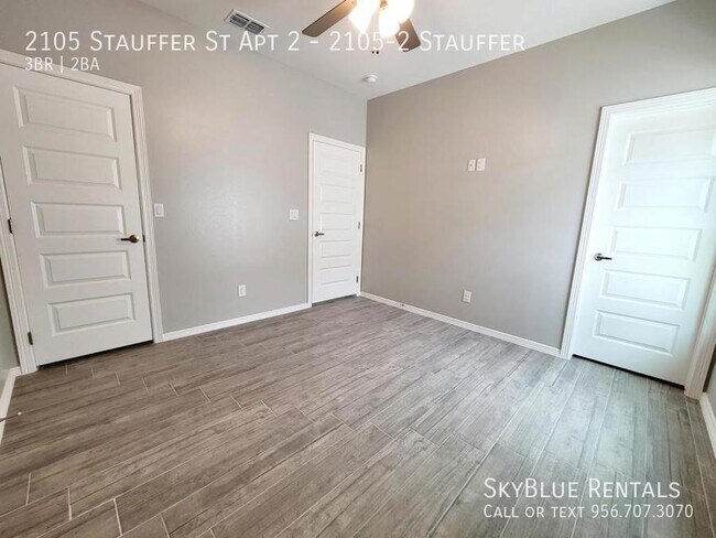 Building Photo - 2105 Stauffers St