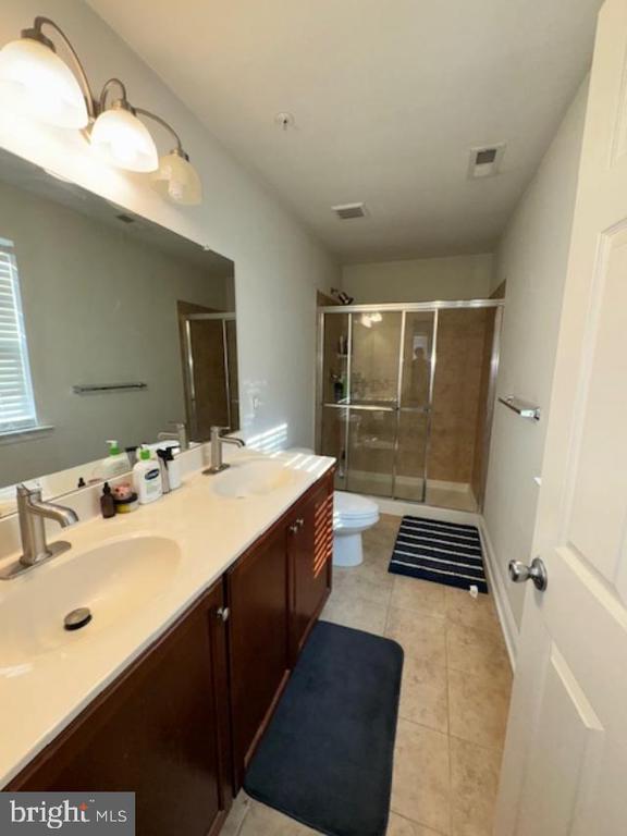 Building Photo - 302 Michaels Way