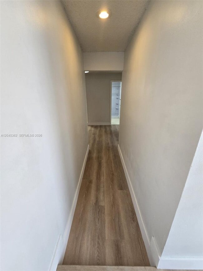 Building Photo - 740 SW 99th Ct Cir
