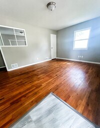 Building Photo - 1230 N 19th St