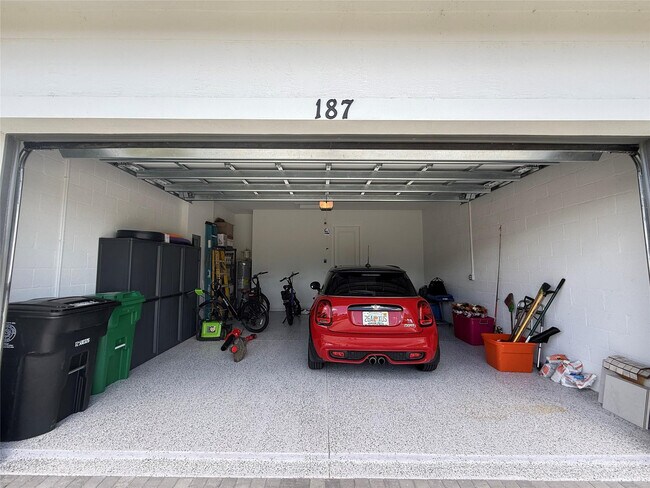 Building Photo - 187 SE Via Sangro