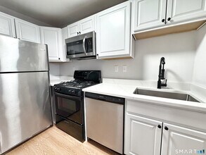 Building Photo - 127-131 Harbor Ave