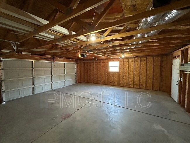 Building Photo - 434 Marianne Dr