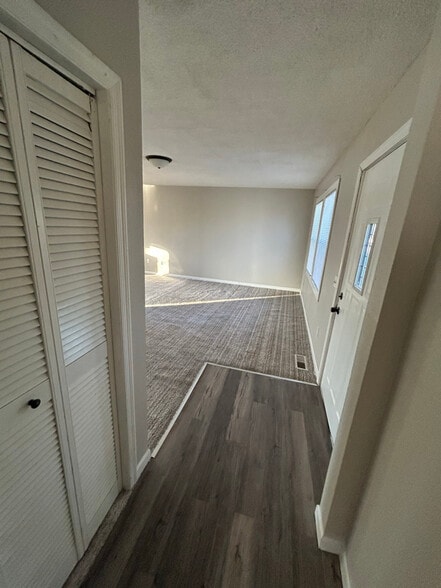 Building Photo - 221 2nd St N