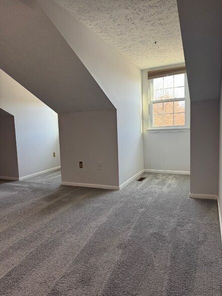 Building Photo - 5314 Halibut Pl