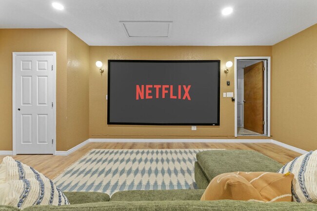 Building Photo - 11312 112th St N