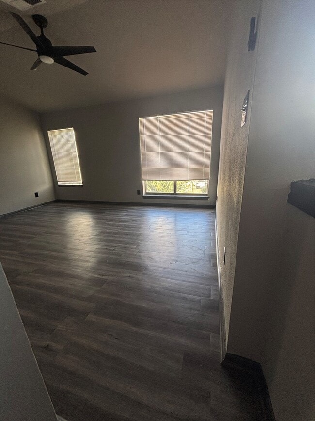 Building Photo - 8299 Cambridge St