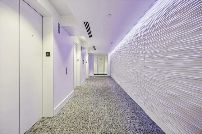 Building Photo - 2900 McKinnon St