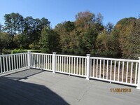 Building Photo - Weeping Cedar Trail