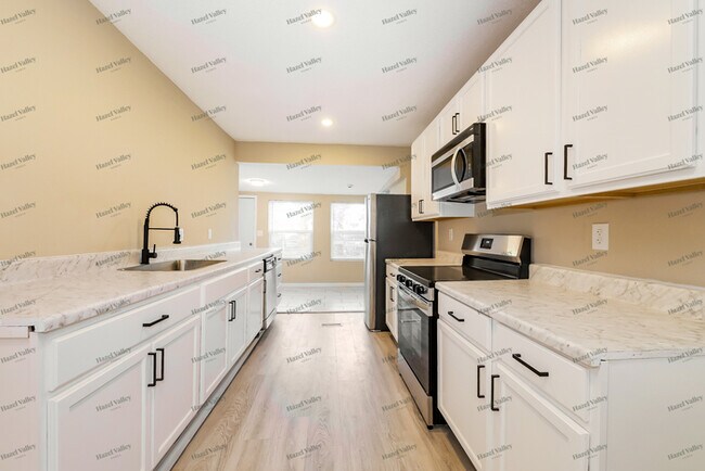 Building Photo - 4036 Benton Blvd