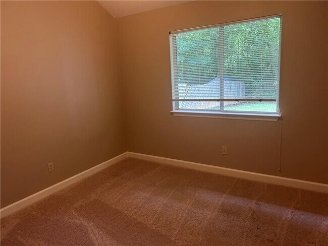 Building Photo - 10560 Willow Meadow Cir